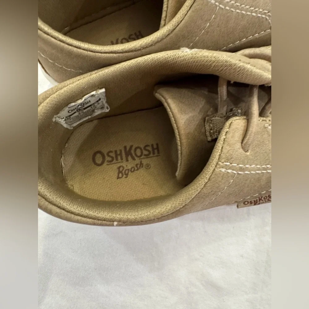 Oshkosh B'Gosh Putney Oxford Sneakers Tan Size 9 Toddler